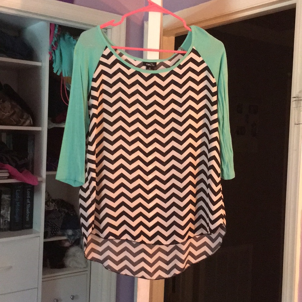 Long sleeved blouse.